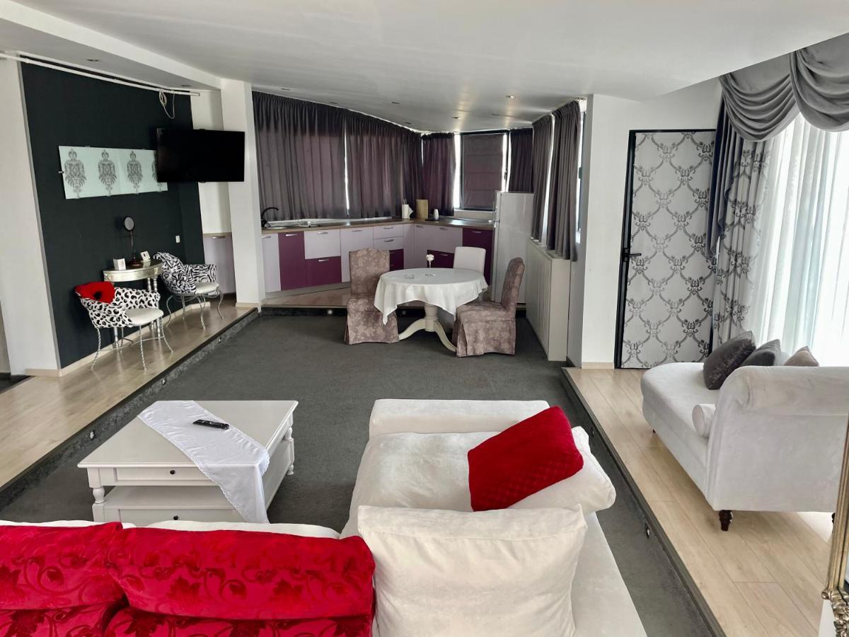 Hotel Jolie Apartments Galaţi Eksteriør bilde