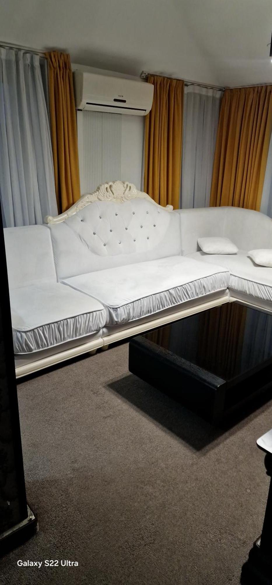 Hotel Jolie Apartments Galaţi Eksteriør bilde